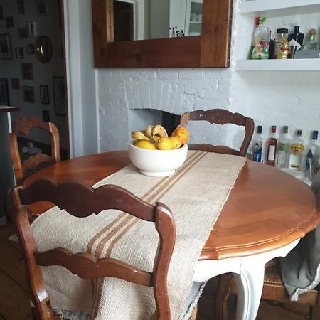 Homestay Пул Екстериор снимка