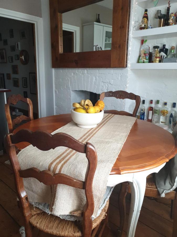 Homestay Пул Екстериор снимка