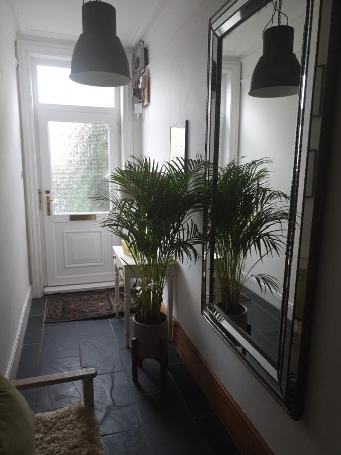 Homestay Пул Екстериор снимка